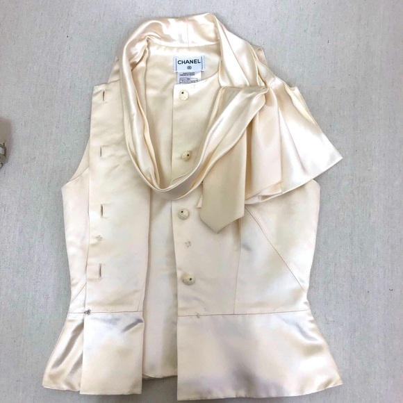 CHANEL Vintage 100% Silk Top/Blouse - Picture 3 of 11